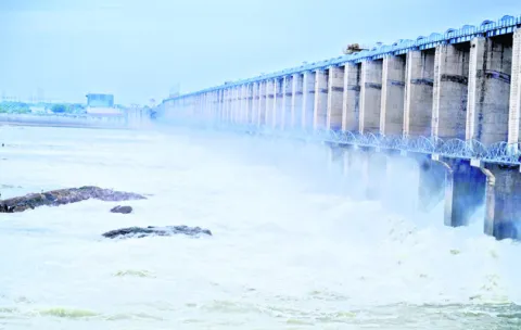 వంద రోజుల్లో