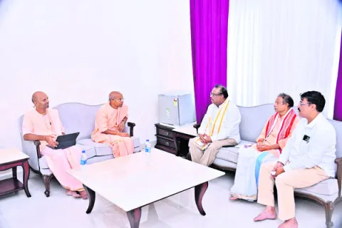 ఆలయ అభివృద్ధిపై సమావేశం
