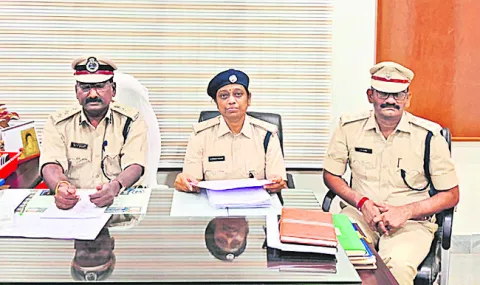 అసత్య ప్రచారాలను నమ్మవద్దు  