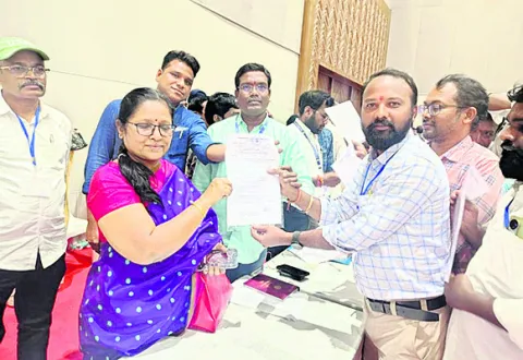 జీపీవోలొస్తున్నారు