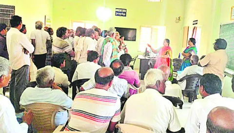 అరకొరగానే యూరియా 