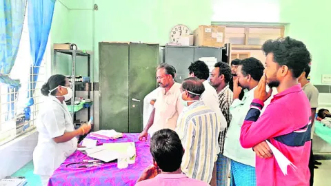 సర్కారు దవాఖానా.. ఓపీ రాసేదెవరన్నా..
