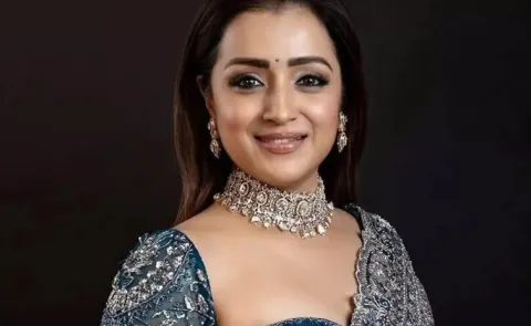 Trisha Interesting Comments On Vijay At SIIMA Event