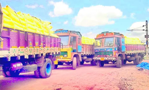 ఎన్ని ఎకరాలు ఉన్నా మూడు బస్తాలే