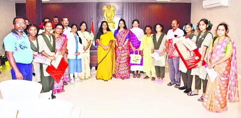 నేత్రదాన ప్రాముఖ్యతపై వ్యాసరచన పోటీలు