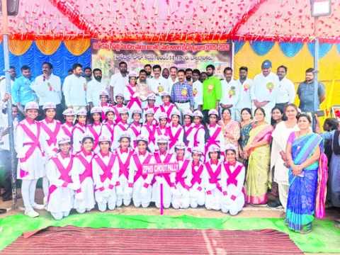 విద్యతోపాటు క్రీడలు కూడా ముఖ్యమే