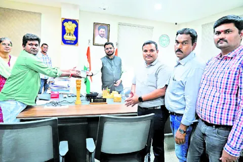 ఊళ్లో