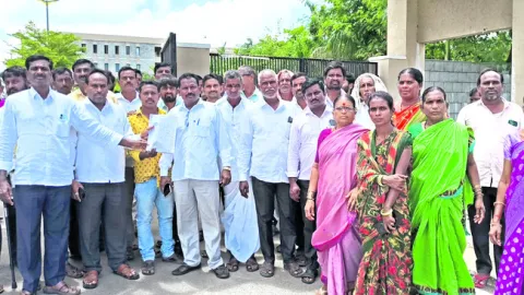 మొరం అక్రమ తవ్వకాలపై చర్యలు తీసుకోవాలి 