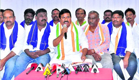 ‘రాజకీయ లబ్ధికే రాద్ధాంతం’