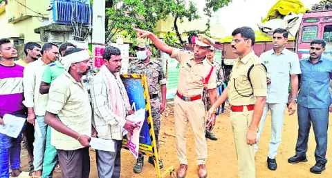 పర్యవేక్షించిన ఎస్పీ 
