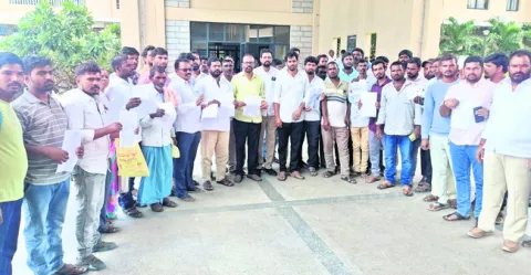 రీజినల్‌ రింగ్‌ రోడ్డు డిజైన్‌ మార్చాలి 