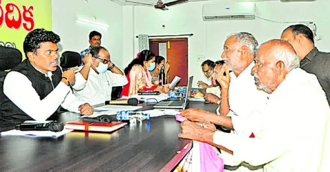 అర్జీల సత్వర పరిష్కారమే లక్ష్యం 