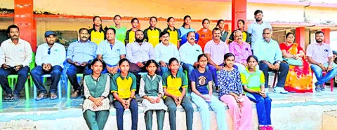 జూనియ
