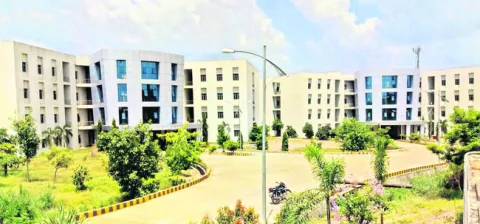 ఉలిక్కిపడ్డ ట్రిపుల్‌ ఐటీ