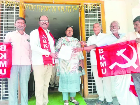 వ్యవసాయ కార్మికుల  సమస్యలు పరిష్కరించాలి 

