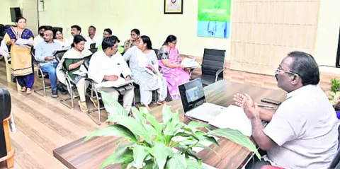 సుజల స్రవంతి భూ సేకరణ వేగవంతం చేయండి