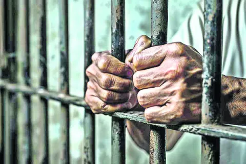 అత్తను చంపిన అల్లుడికి జీవిత ఖైదు