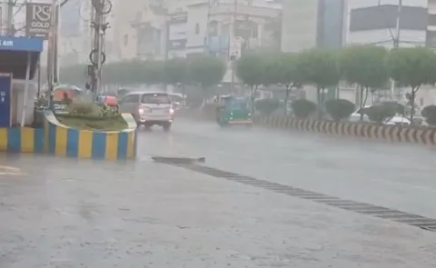 Authorities Issued Warning very heavy rain alert for Andhra Pradesh