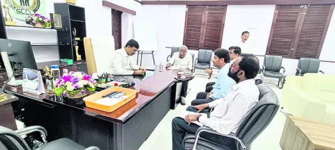 అభివృద్ధికి సహకరించండి.. 