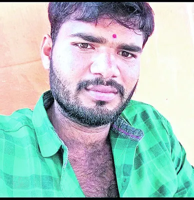 యువకుడి దుర్మరణం