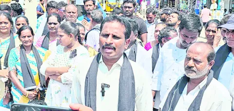 పేదవారు వైద్యవిద్య చదవకూడదా? 

