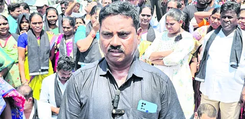 మెడికల్‌ కళాశాలలపై విషం 
