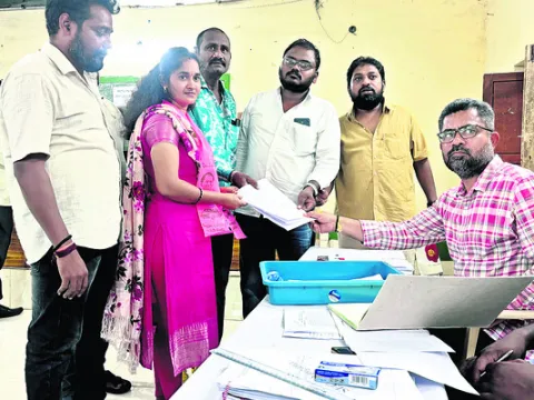 ఆశలపై నీళ్లు!