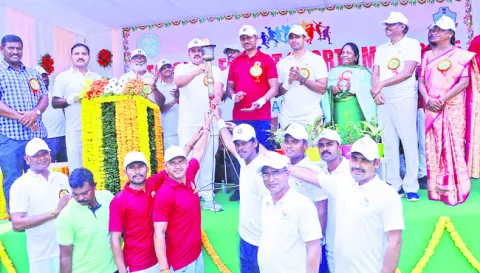క్రీడలు మానసిక  ఉల్లాసానికి దోహదం