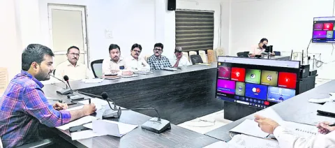 4జీ టవర్ల ఏర్పాటు వేగవంతం చేయాలి