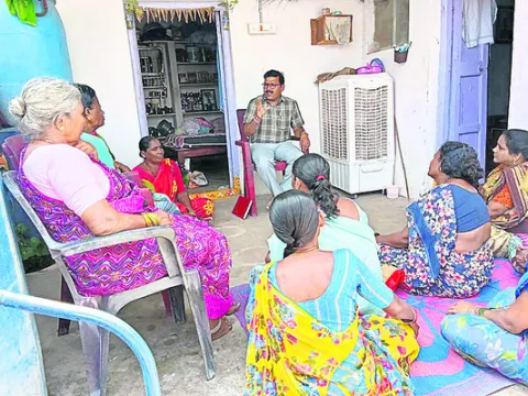 మహిళలు మానసిక   ఆరోగ్యానికి ప్రాధాన్యత ఇవ్వాలి