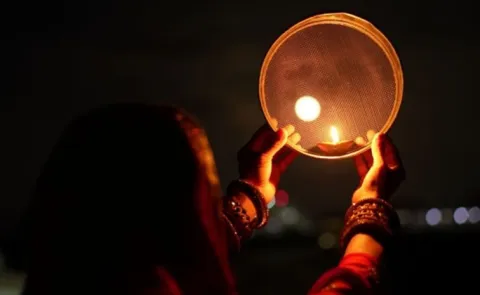 Karwa Chauth 2025 generated an estimated Rs 28000 crore in business across India