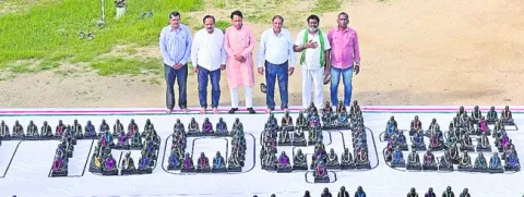 లక్ష గాంధీ విగ్రహాల సేకరణ షురూ 