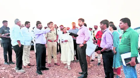 ప్రధాని సభకు విస్తృత ఏర్పాట్లు 