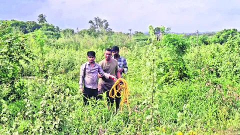 బావిలో దూకి ఆత్మహత్యాయత్నం 