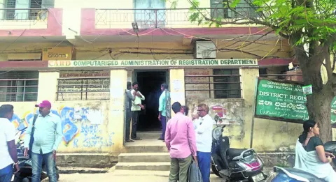 ఇన్‌చార్జ్‌లే దిక్కు!