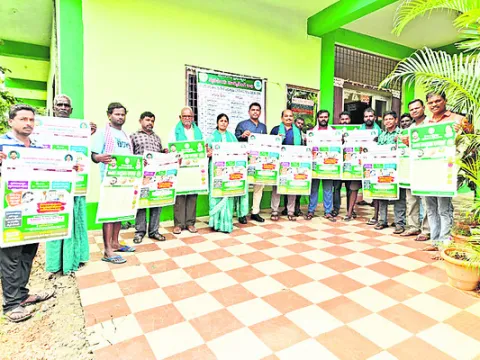 పత్తి కొనుగోళ్లు సక్రమంగా సాగేలా చర్యలు