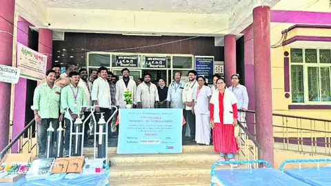 రంపచోడవరం ఏరియా ఆస్పత్రికి హెల్త్‌కేర్‌ పరికరాలు 