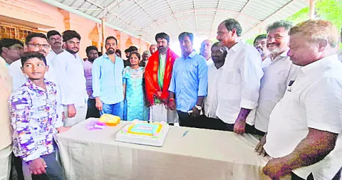 జీవితాంతం వైఎస్సార్‌సీపీతోనే ఉంటాం 
