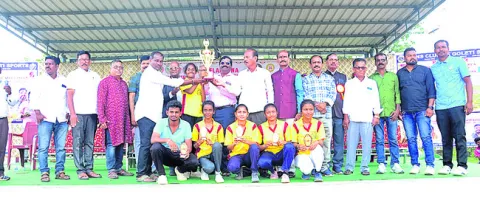 ముగిసిన సెపక్‌తక్రా పోటీలు