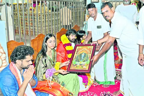 25న పెద్ద శేష వాహన సేవ 
