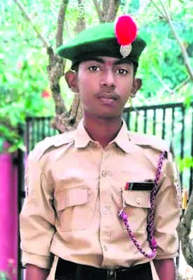 కాల్వలో పడి బాలుడి గల్లంతు 
