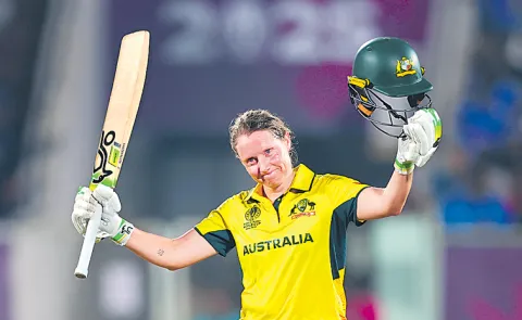 Australia breaks world record target
