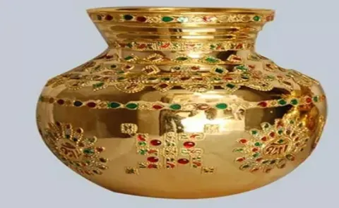 Gold-plated kalash stolen from a Jain temple in Delhi