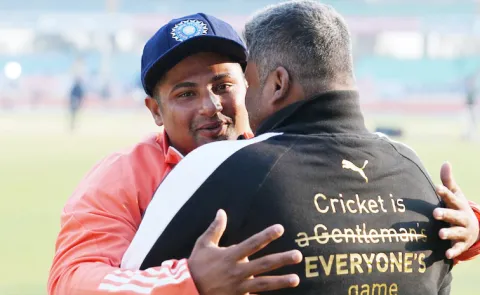 Sarfaraz Khan Father Naushad Loses 38 kg At 55 Weight Their Diet Is