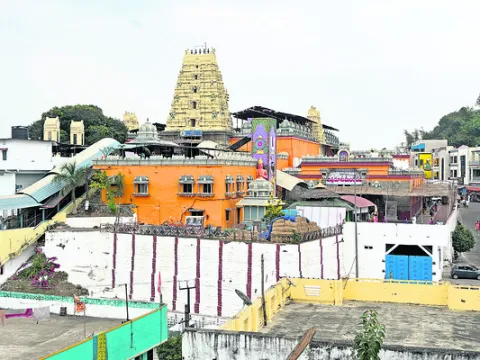 రామాలయంలో మళ్లీ అంతర్గత బదిలీలు