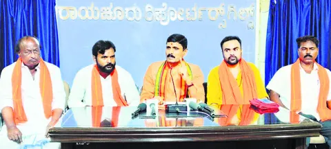 సమస్యలు గాలికొదిలి ఓట్ల చోరీ డ్రామా