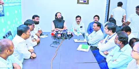 ఉద్యోగాల కల్పనే లక్ష్యం
