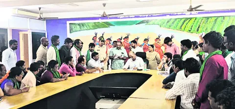 ఐటీడీఏ గ్రీవెన్స్‌లో సమస్యల ఏకరువు 