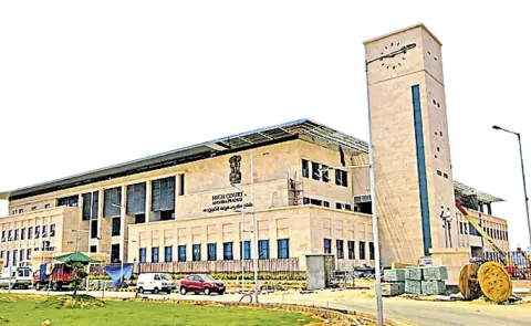 Andhra Pradesh High Court Fires on AP police
