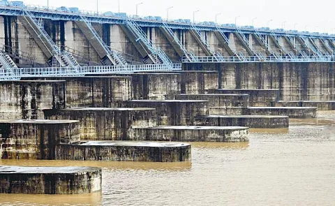 Designs for Medigadda restoration will be provided: IITs and Spanish company